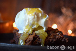 Brownie Commode à la Mode