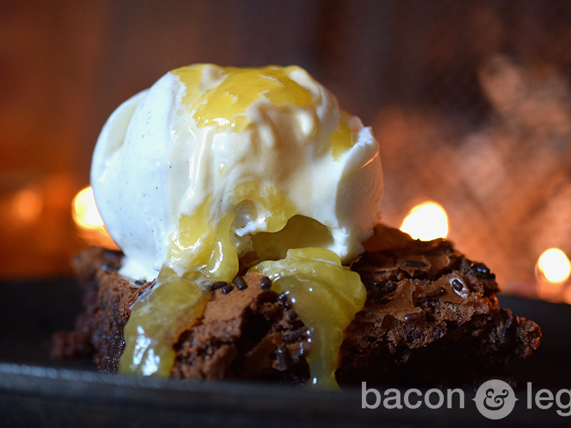 Brownie Commode à la Mode